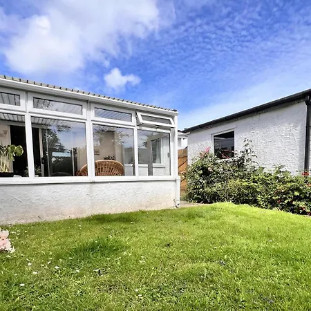 'Blue Sky' 2 Bedroom Enclosed Garden Parking Wifi Pentraeth Exterior photo