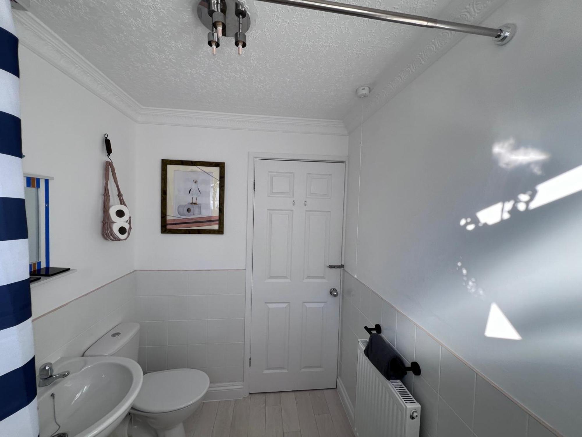 Holiday home 'blue Sky' 2 Bedroom Enclosed Garden Parking Wifi *